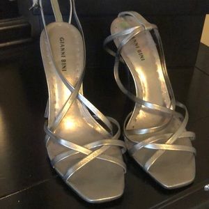 Gianni Bini strappy party shoes